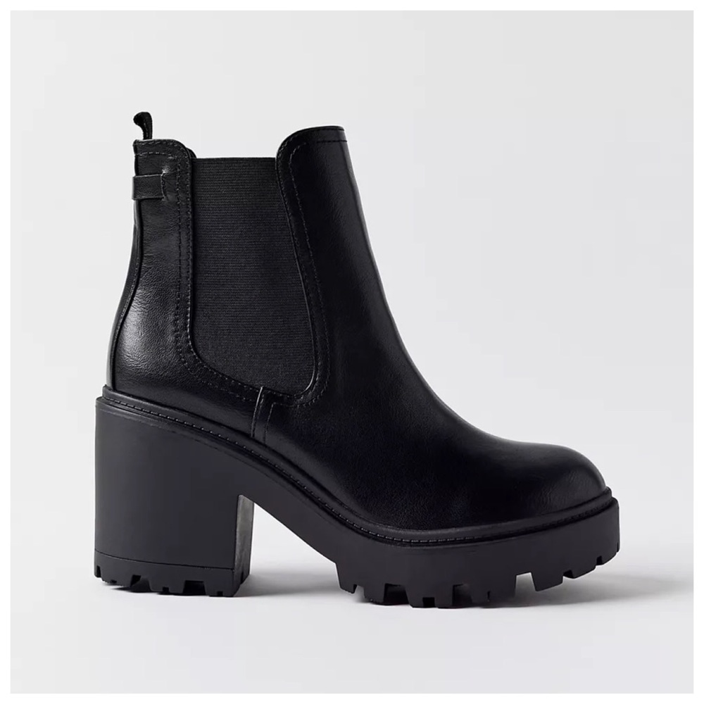 UO Chloe Chelsea Timeless Boots